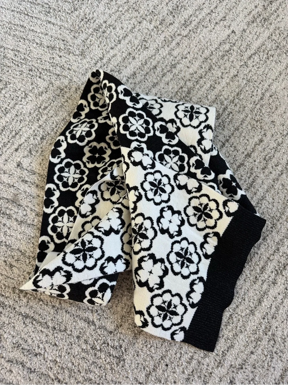 kate spade beautiful scarf
